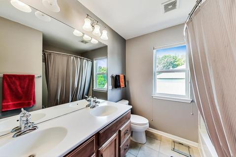 784 Crosswind Ln, Lindenhurst, IL 60046 photo 39