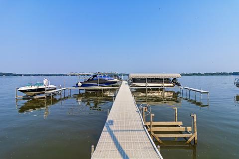 150 Eagle Point Rd, Fox Lake, IL 60020 photo 5