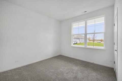 707 Slate Run, Elgin, IL 60124 photo 5