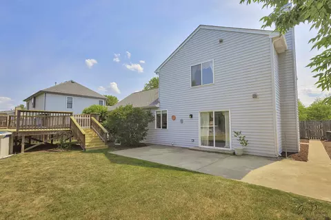 131 S Glenbrook Trl, Mchenry, IL 60050 photo 27