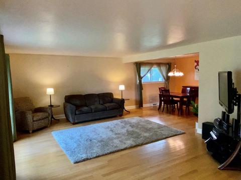 1718 E Aztec Ln, Mount Prospect, IL 60056 photo 4