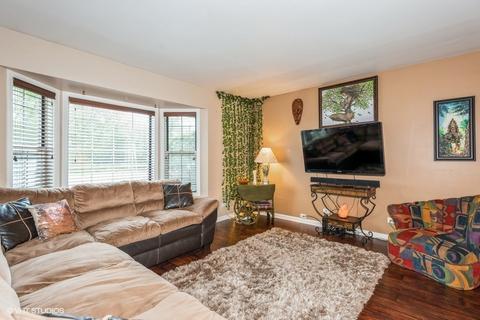 110 S Prospect Ave #A, Bartlett, IL 60103 photo 4