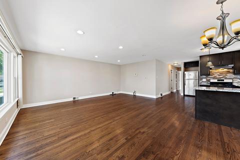 14533 S Calhoun Ave, Burnham, IL 60633 photo 3