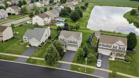 1206 Switchgrass Ct, Minooka, IL 60447 photo 27