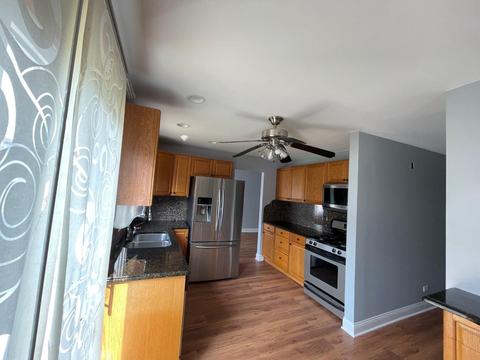 1509 Cedarwood Ln, Wheeling, IL 60090 photo 6