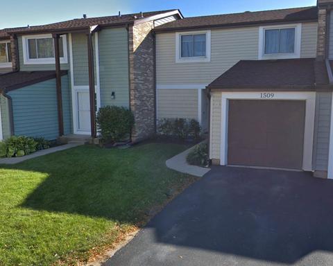 1509 Cedarwood Ln, Wheeling, IL 60090 photo 1