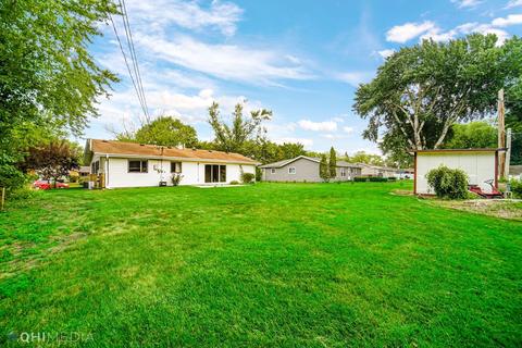 575 Milan Ln, Hoffman Estates, IL 60169 photo 21