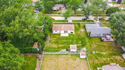 575 Milan Ln, Hoffman Estates, IL 60169 photo 25