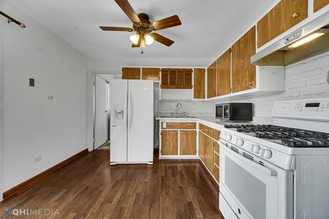 575 Milan Ln, Hoffman Estates, IL 60169 photo 15
