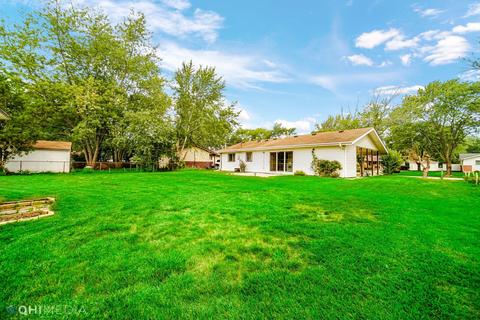 575 Milan Ln, Hoffman Estates, IL 60169 photo 27