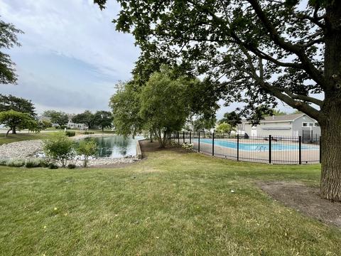 1650 Timber Trl #C, Wheaton, IL 60189 photo 16
