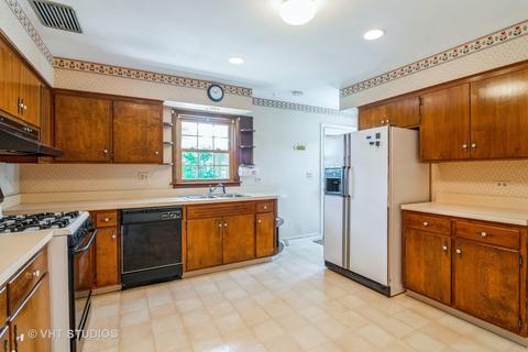217 Happ Rd, Northfield, IL 60093 photo 4