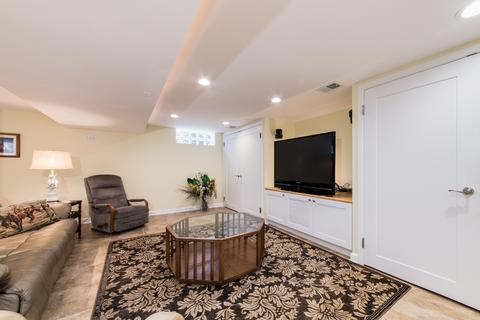 7960 W Gregory St, Chicago, IL 60656 photo 9