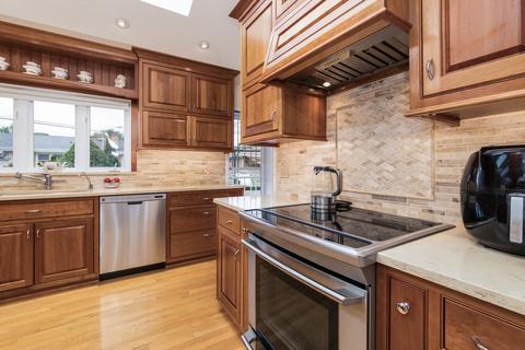 7960 W Gregory St, Chicago, IL 60656 photo 8