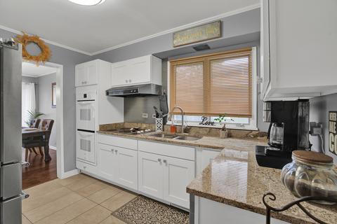 103 Warwick St, Park Forest, IL 60466 photo 16