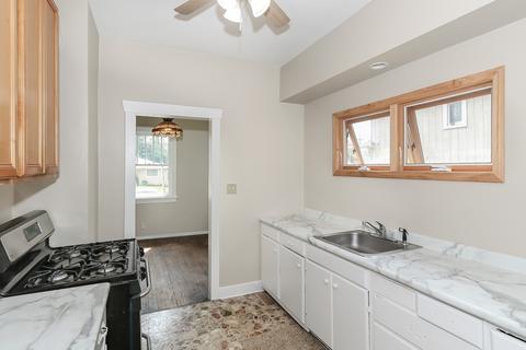 364 Wabash St, Elgin, IL 60123 photo 10