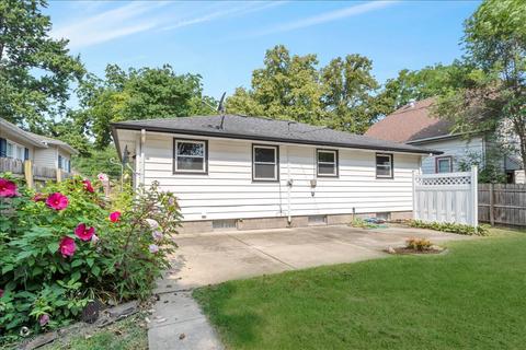 1018 S 6th Ave, Kankakee, IL 60901 photo 4