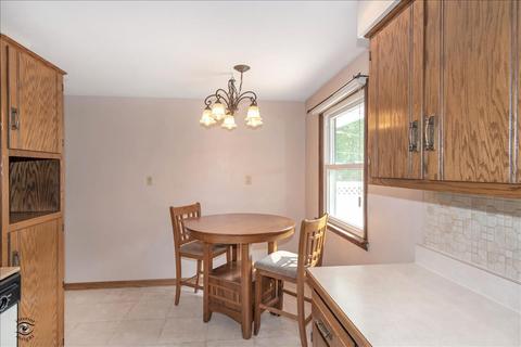 1018 S 6th Ave, Kankakee, IL 60901 photo 8
