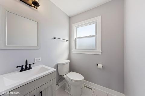 441 Little Path Rd, Des Plaines, IL 60016 photo 9