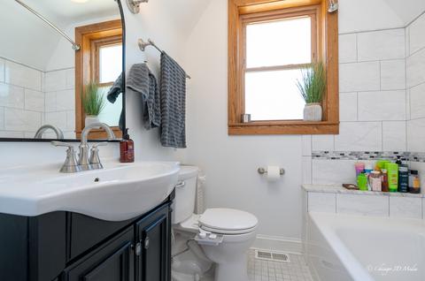 874 S 2nd Ave, Des Plaines, IL 60016 photo 10