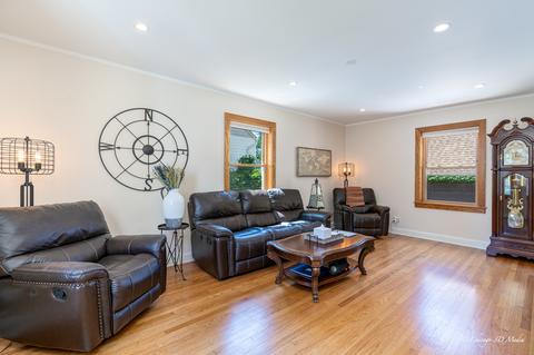 874 S 2nd Ave, Des Plaines, IL 60016 photo 3