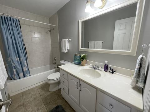 635 Darien Ct, Hoffman Estates, IL 60169 photo 19