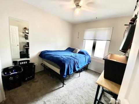 1100 Valley Stream Dr, Wheeling, IL 60090 photo 9