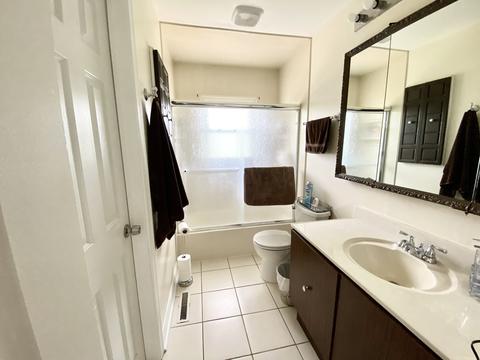 1100 Valley Stream Dr, Wheeling, IL 60090 photo 6