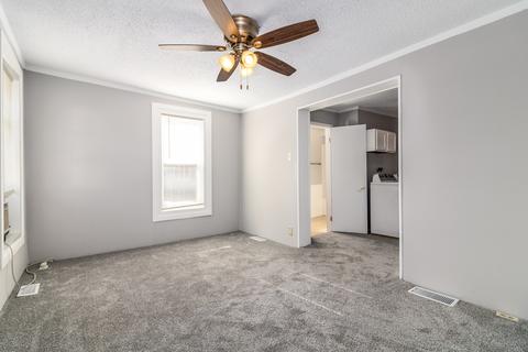 403 E Clark St, Plano, IL 60545 photo 13
