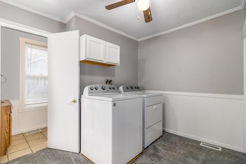 403 E Clark St, Plano, IL 60545 photo 10