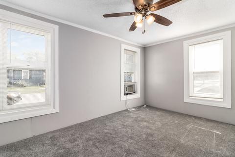 403 E Clark St, Plano, IL 60545 photo 12