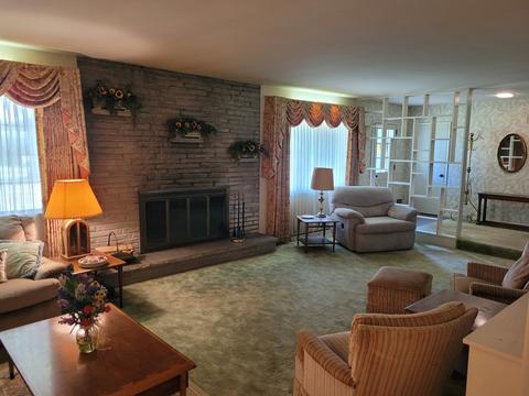 111 Maple Ave, Morrison, IL 61270 photo 4