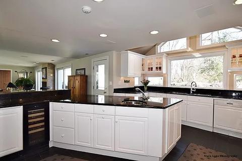 34 W160 White Thorne Rd, Wayne, IL 60184 photo 11