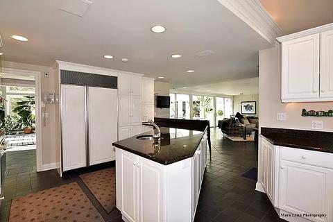 34 W160 White Thorne Rd, Wayne, IL 60184 photo 12