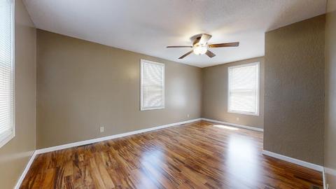524 E Walnut St, Watseka, IL 60970 photo 22