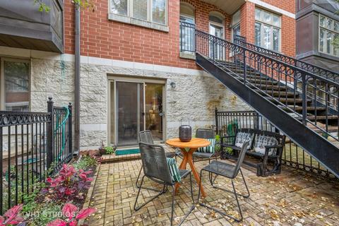 315 E 17th St, Chicago, IL 60616 photo 1