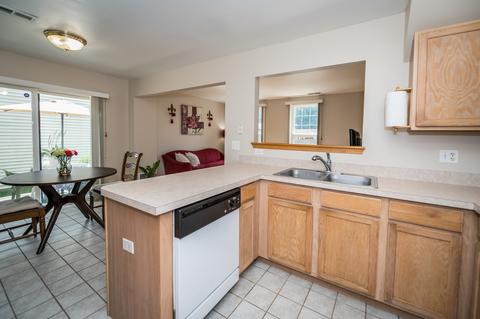 923 Symphony Dr, Aurora, IL 60504 photo 5