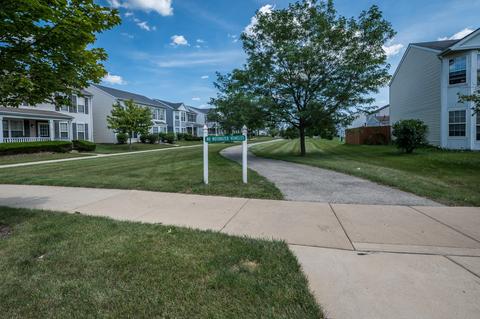 923 Symphony Dr, Aurora, IL 60504 photo 22