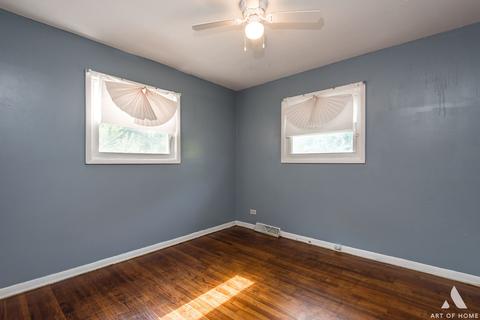 15402 Maple Ln, Markham, IL 60428 photo 9