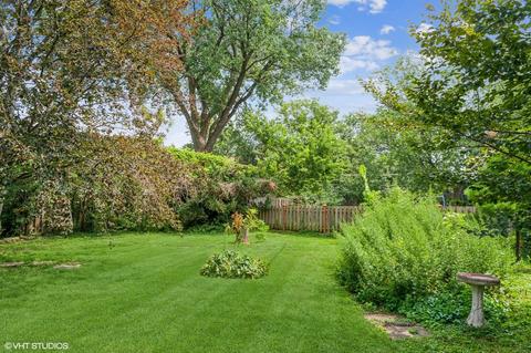 2929 Glenview Rd, Glenview, IL 60025 photo 2
