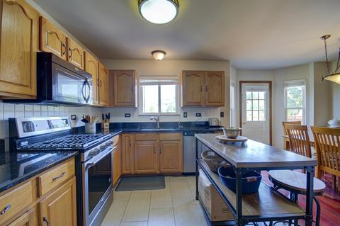 4415 Willowbend Dr, Plainfield, IL 60586 photo 8