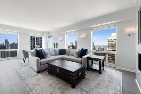 100 E Huron St #4104, Chicago, IL 60611 photo 4