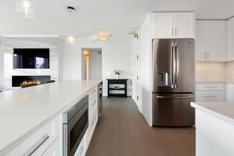 100 E Huron St #4104, Chicago, IL 60611 photo 5