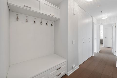 100 E Huron St #4104, Chicago, IL 60611 photo 3