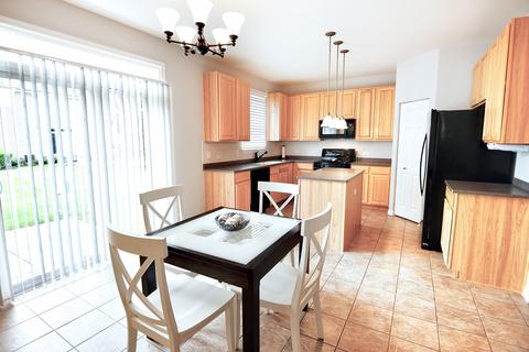 354 Tracy Ln, Elgin, IL 60124 photo 9