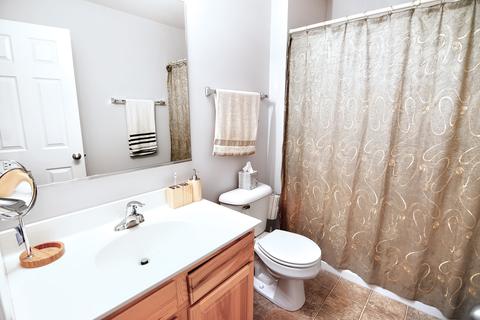 354 Tracy Ln, Elgin, IL 60124 photo 22