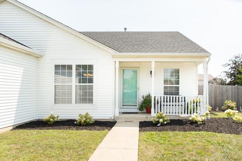 761 Eagle Dr, Aurora, IL 60506 photo 2