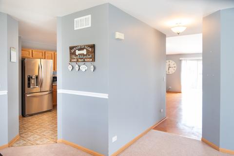 761 Eagle Dr, Aurora, IL 60506 photo 6