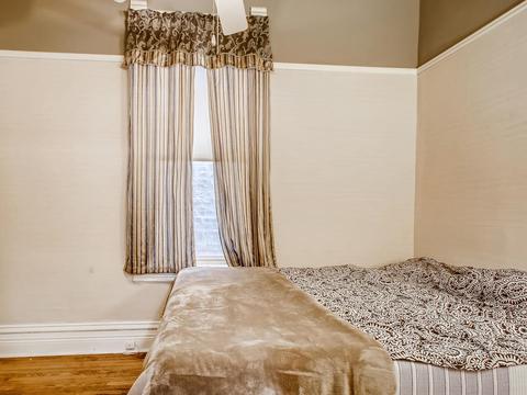 1237 N Artesian Ave, Chicago, IL 60622 photo 11