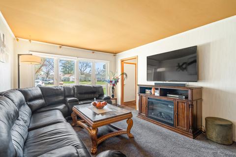 1256 S 3rd Ave, Des Plaines, IL 60018 photo 3